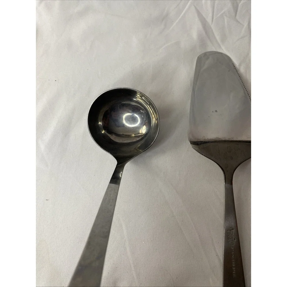 America Cooks Stainless Steel Ladle And Cake/Pie Server